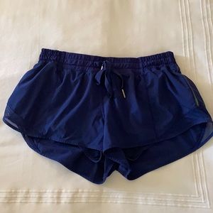 Lululemon Hotty Hot Shorts Navy
